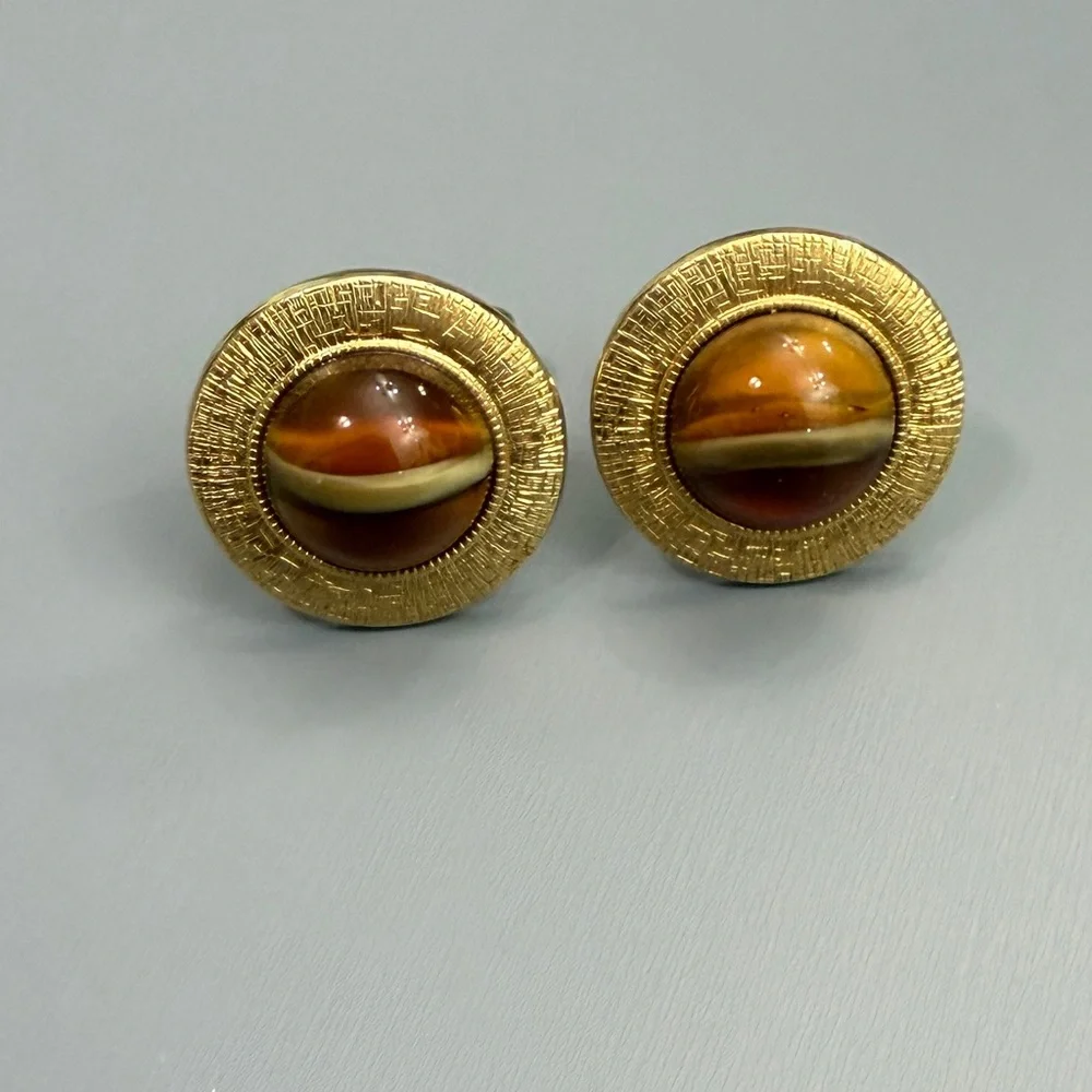 Vintage Anson Gold Saturn Greek Key Textured Cufflinks With Tiger's Eye Glass
